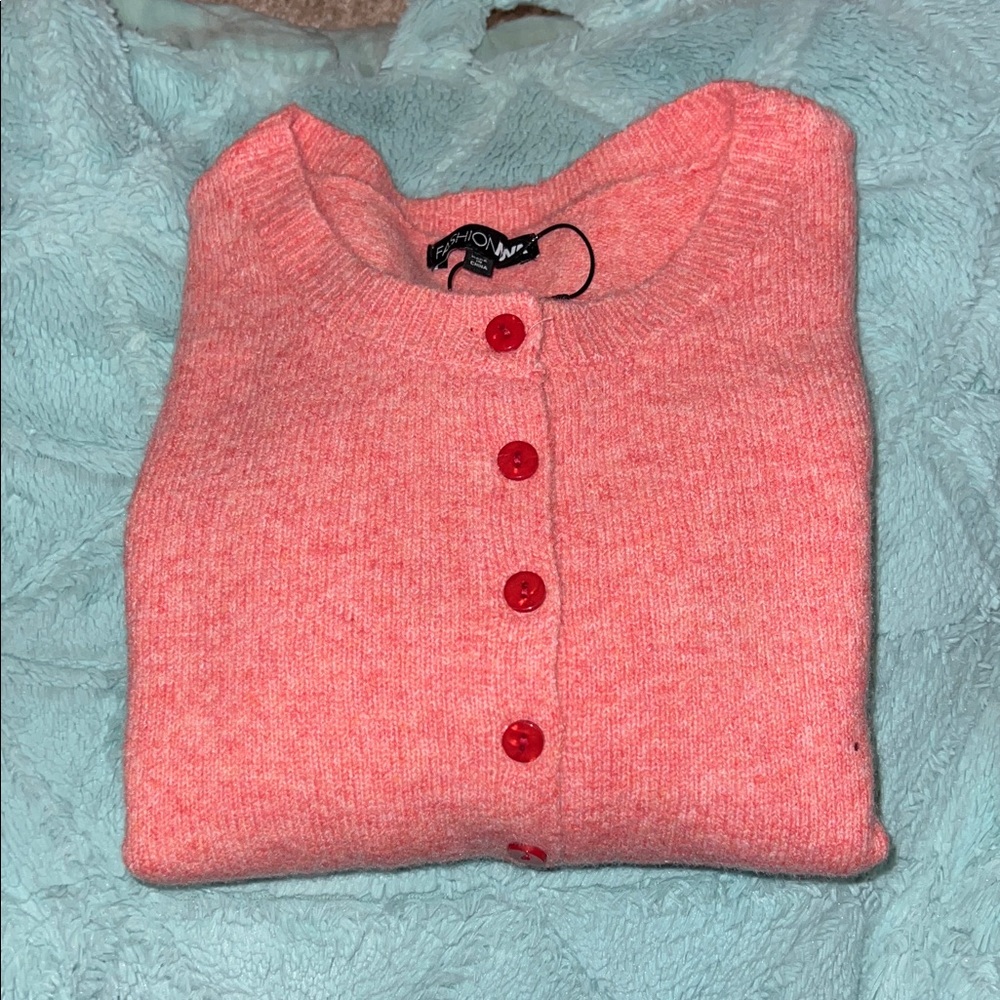 Fashion Nova Coral Button-Front Knit Cropped Cardigan